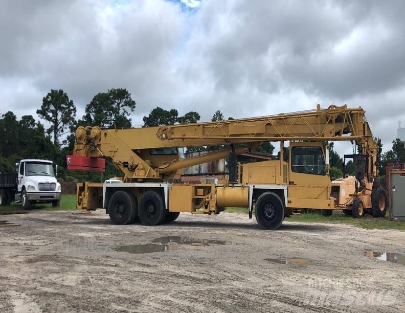 Daewoo DTC 35 Gruas Todo terreno