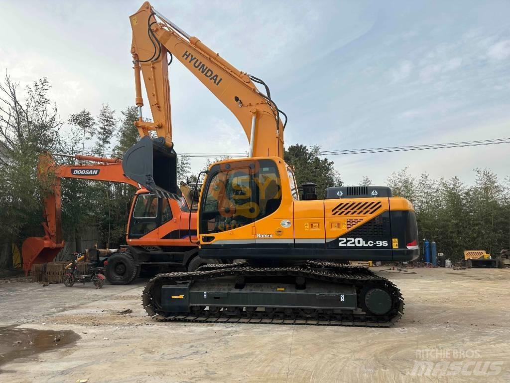 Hyundai 220LC-9S Escavadeiras de esteiras