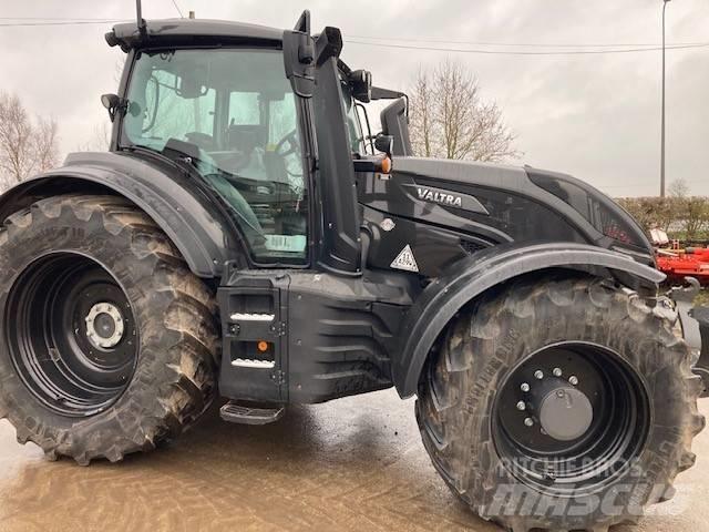Valtra T 254 V Tratores Agrícolas usados