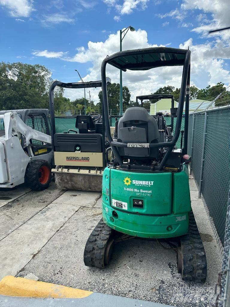 John Deere 17G Miniescavadeiras