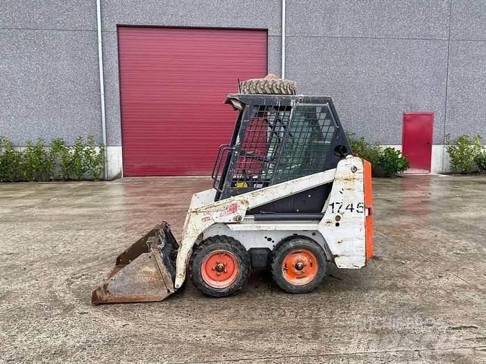 Bobcat S70 Carregadeiras de rodas