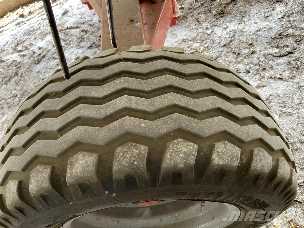 Kuhn GF 13012 T Ancinho virador