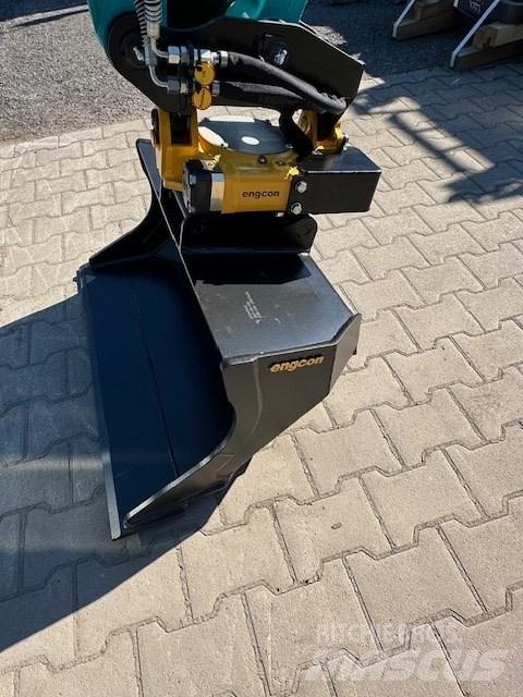 Kobelco SK 30 SR-6E Miniescavadeiras