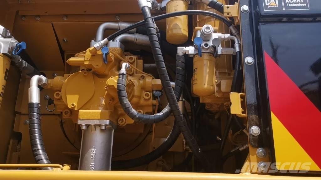 CAT 340 D L Escavadeiras de esteiras