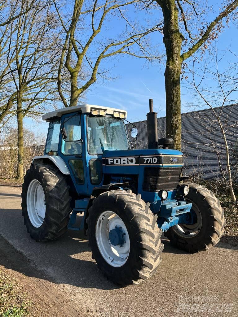 Ford 7710 II Tratores Agrícolas usados