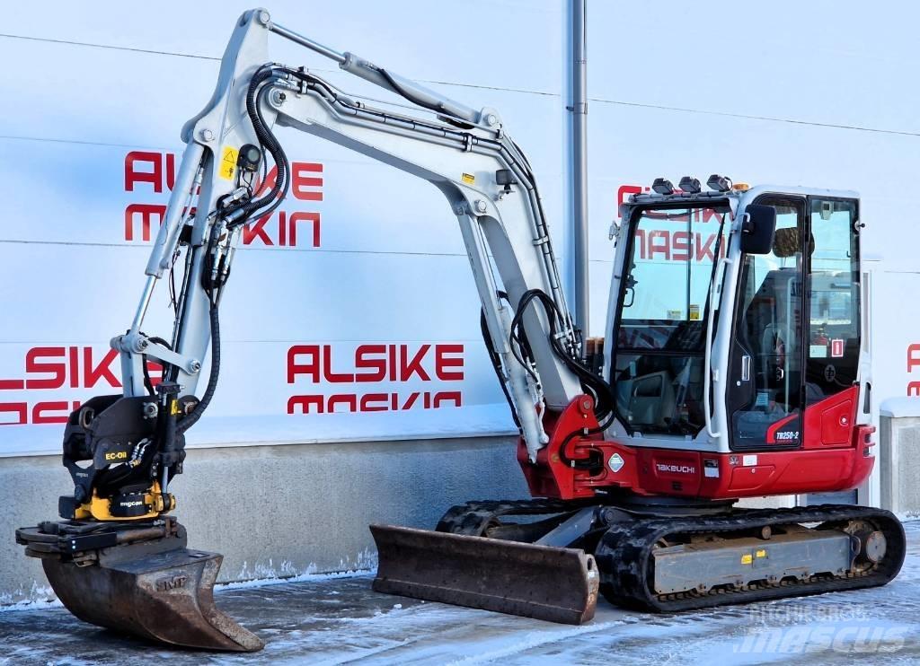 Takeuchi TB 250 Miniescavadeiras