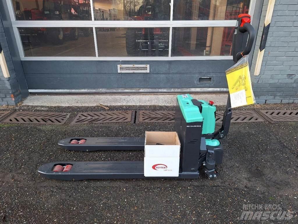 Mitsubishi PWL15 Porta palettes