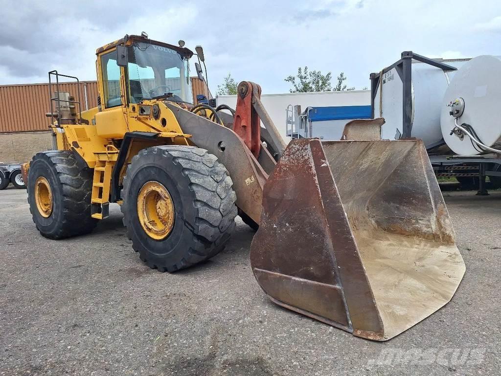Volvo L220D Carregadeiras de rodas