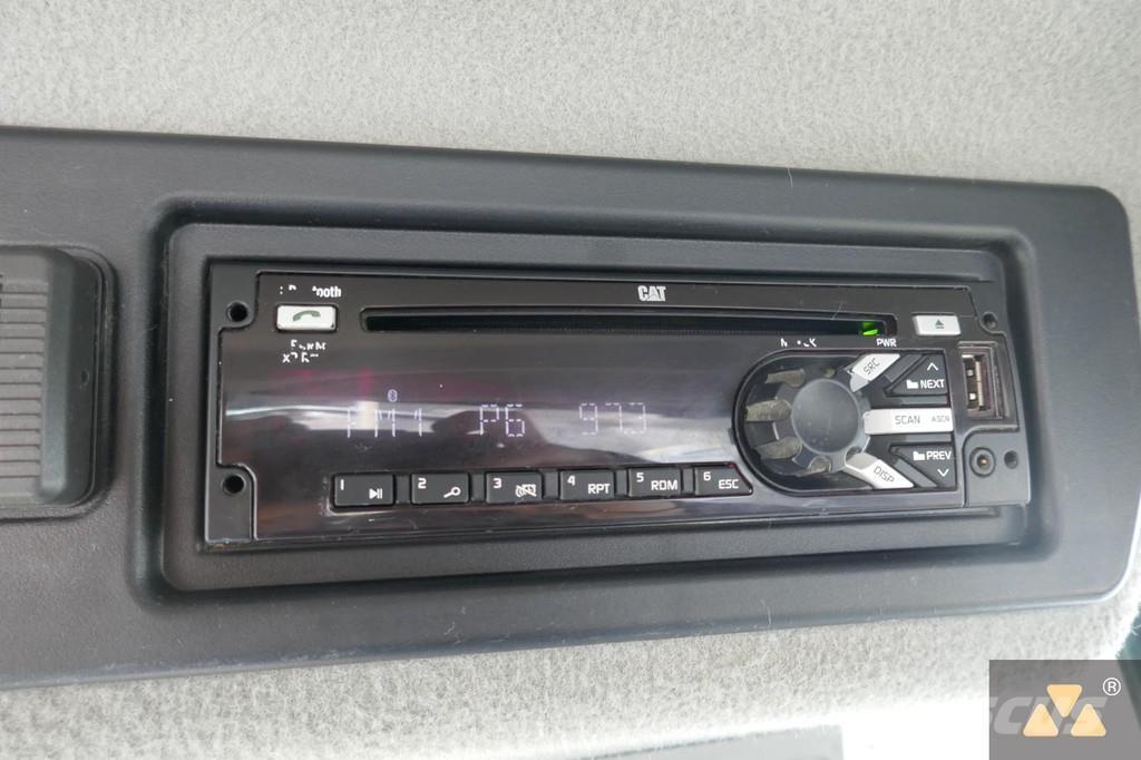 CAT 966M Carregadeiras de rodas