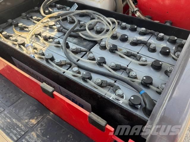 Manitou ME 425 Empilhadores eléctricos