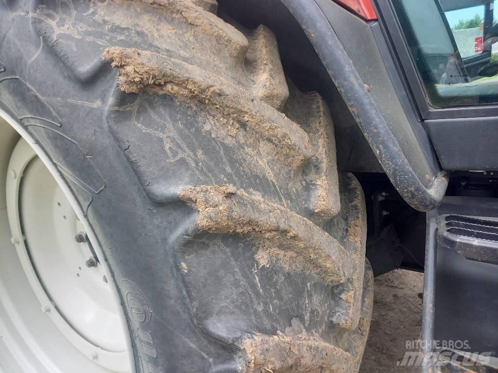 Valtra T 190 Tratores Agrícolas usados