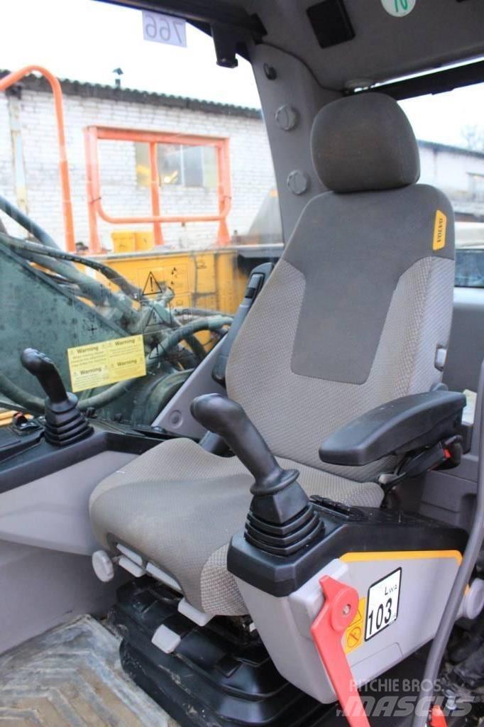 Volvo EC 220 E Escavadeiras de esteiras