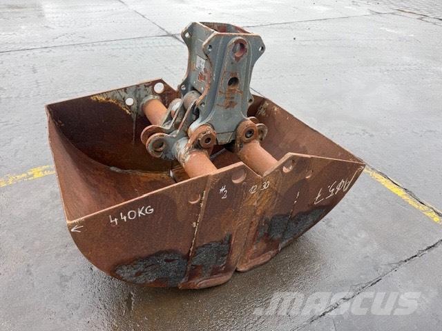 Liebherr 800 mm Garras