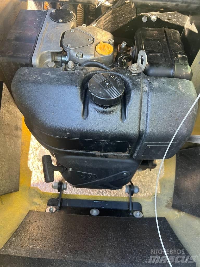 JCB HT D5 Dumpers de rastos