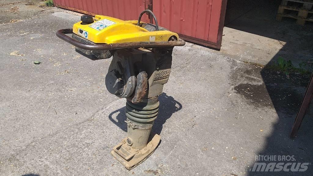 WACKER BS 60-2 Saltitões