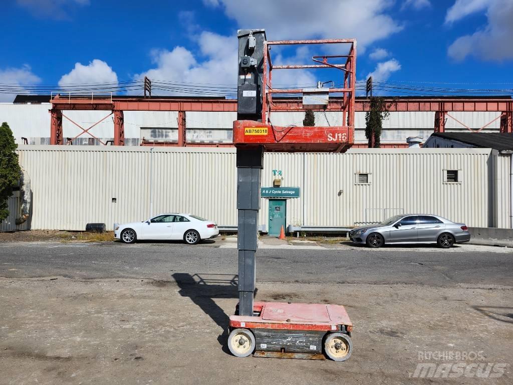 SkyJack SJ 16 Plataformas de Mastro Vertical