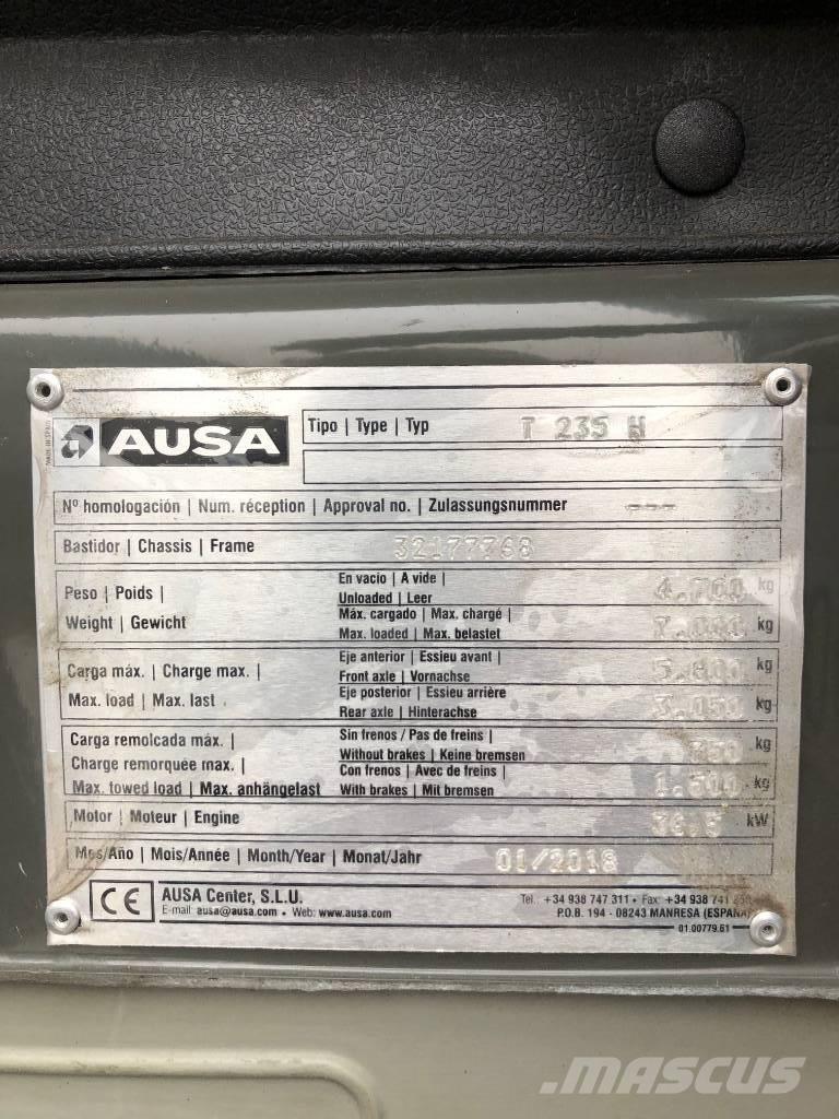 Ausa T 235 H Manipulador telescópico