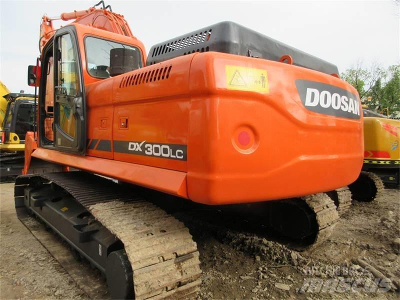 Doosan DX 300 LC Escavadeiras de esteiras