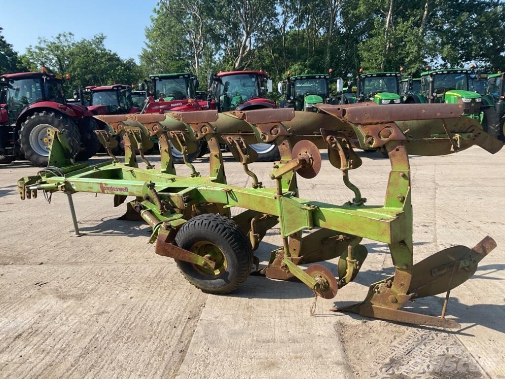Dowdeswell DP120 MA Charruas convencionais