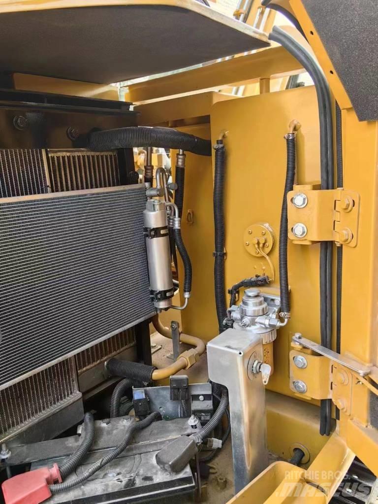 CAT 307E2 Miniescavadeiras