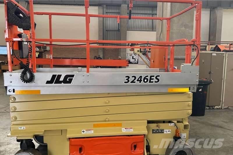 JLG 2014 JLG 3246 Elevadores de tesoura