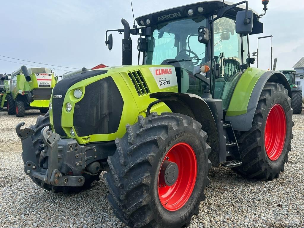 CLAAS Arion 640 Tratores Agrícolas usados