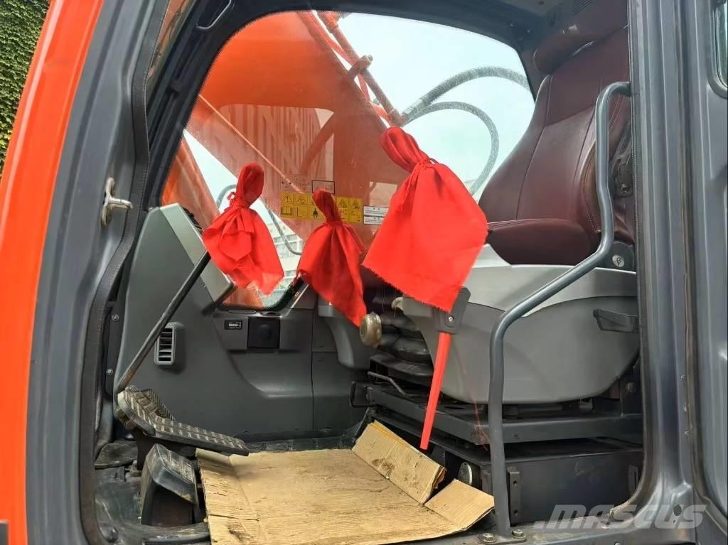 Doosan DX 225 LC Escavadeiras de esteiras