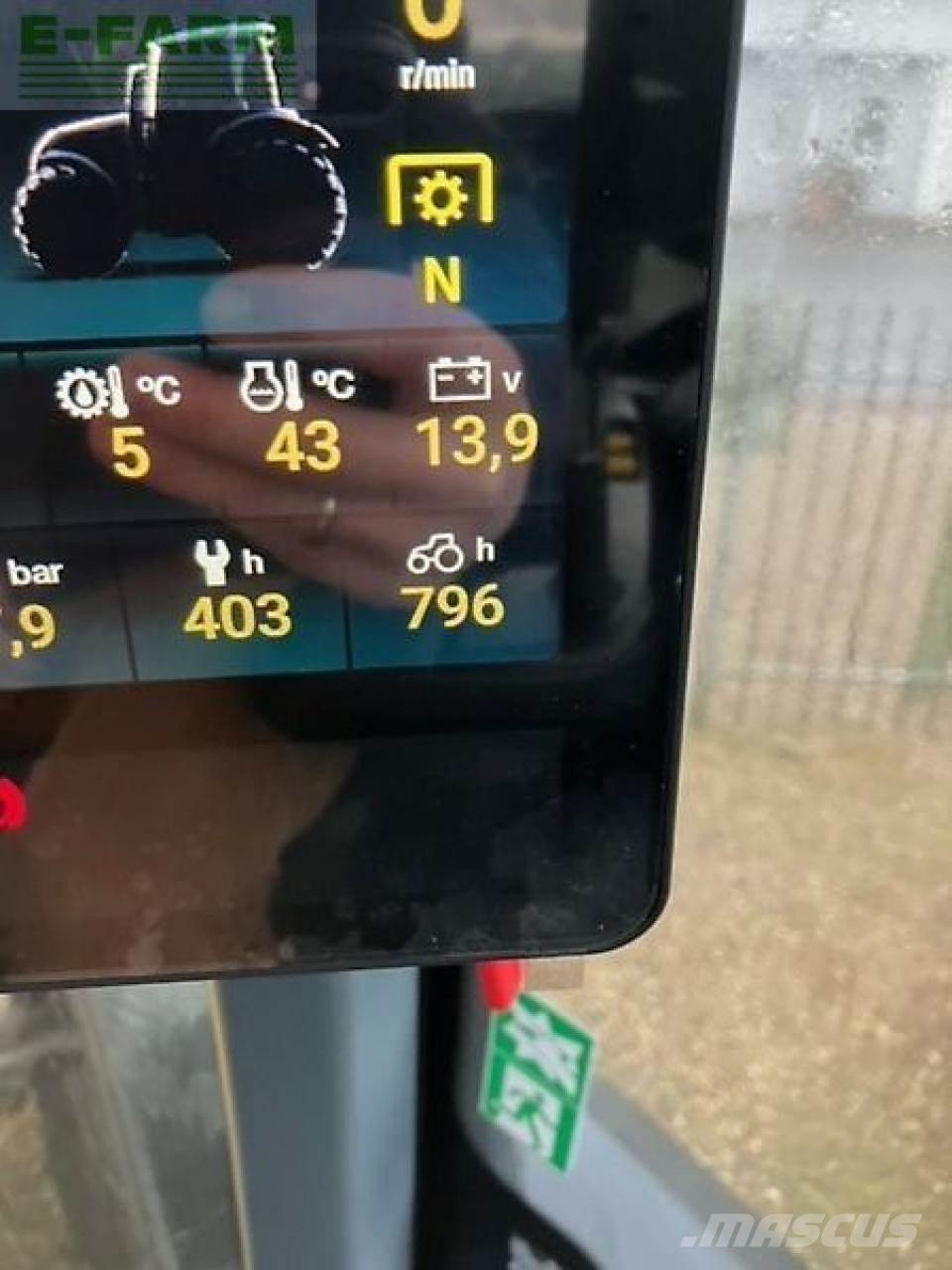 Valtra q305 Tratores Agrícolas usados