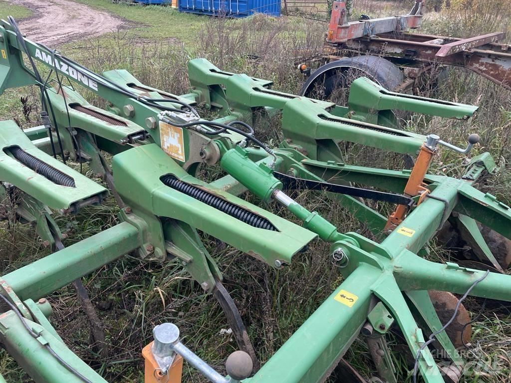 Amazone Cenius 4002 Charruas aivecas