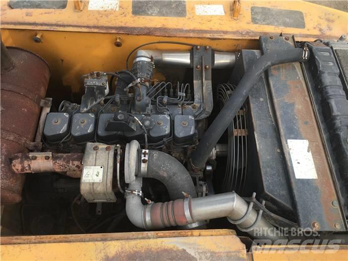 Hyundai R225LC-7 Escavadeiras de esteiras