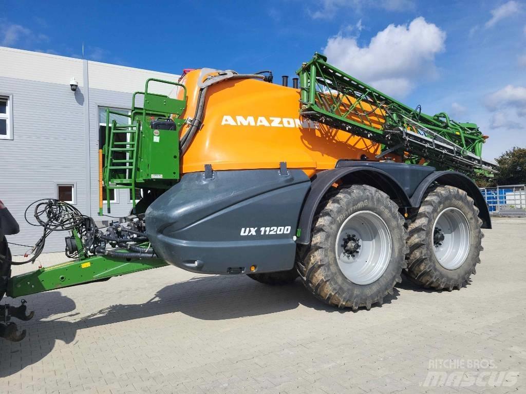 Amazone UX 11200 Pulverizadores rebocados