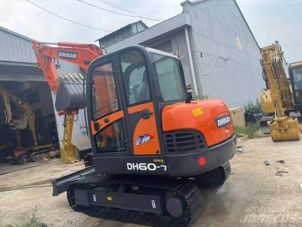 Doosan DH 60 Miniescavadeiras