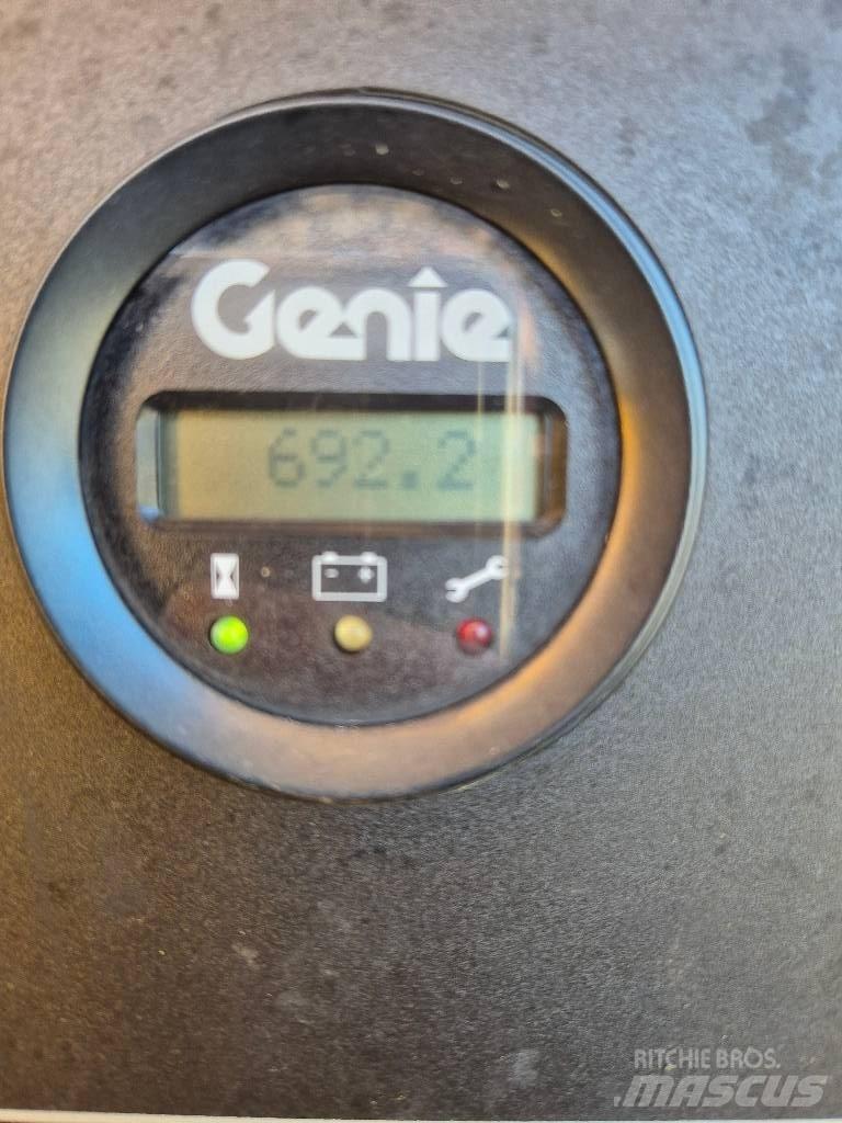 Genie Z 60/37FE Elevadores braços articulados