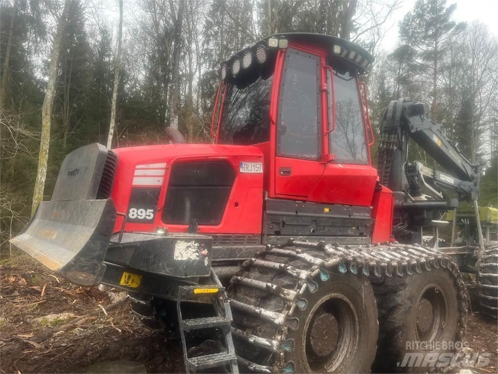 Komatsu 895 Forwarders florestais