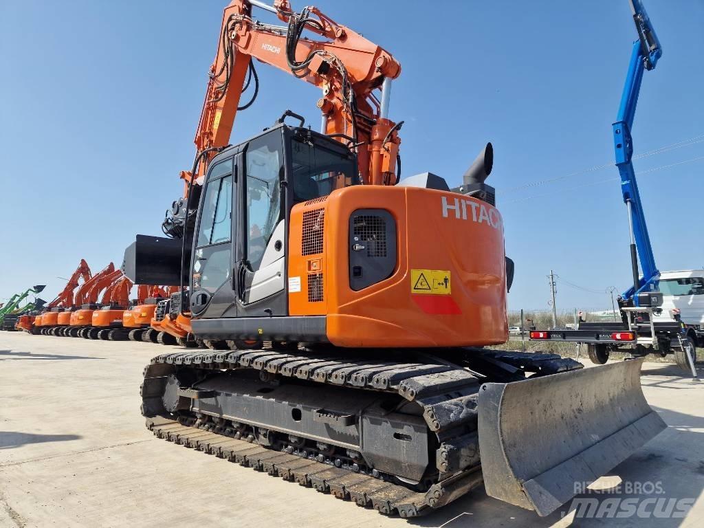 Hitachi ZX135-6 Escavadeiras de esteiras