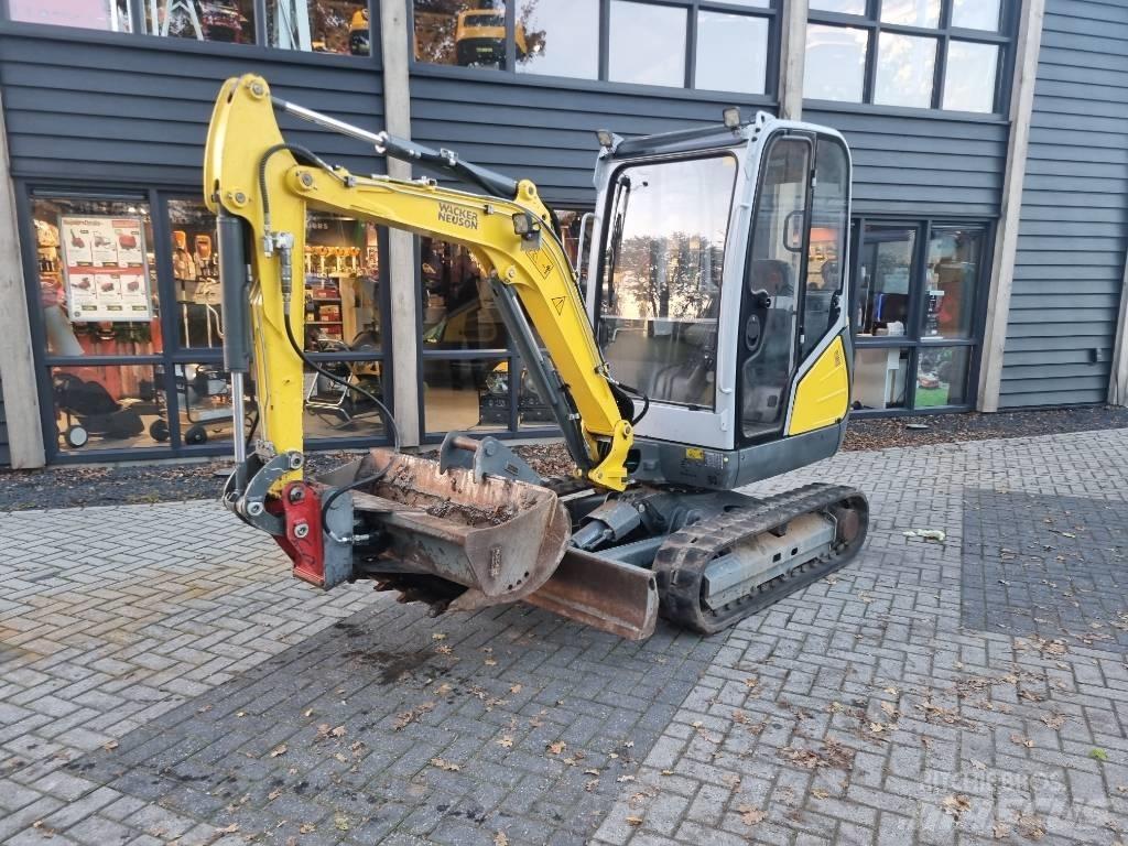 Wacker Neuson ET 24 Miniescavadeiras