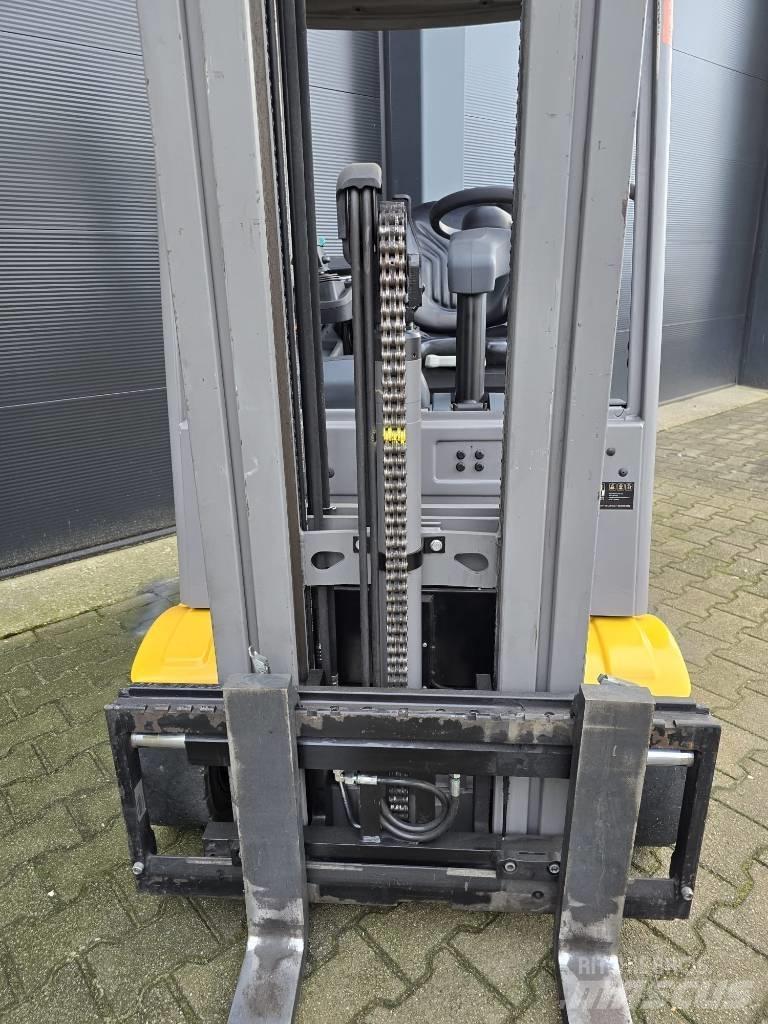 Jungheinrich EFG213 Empilhadores eléctricos