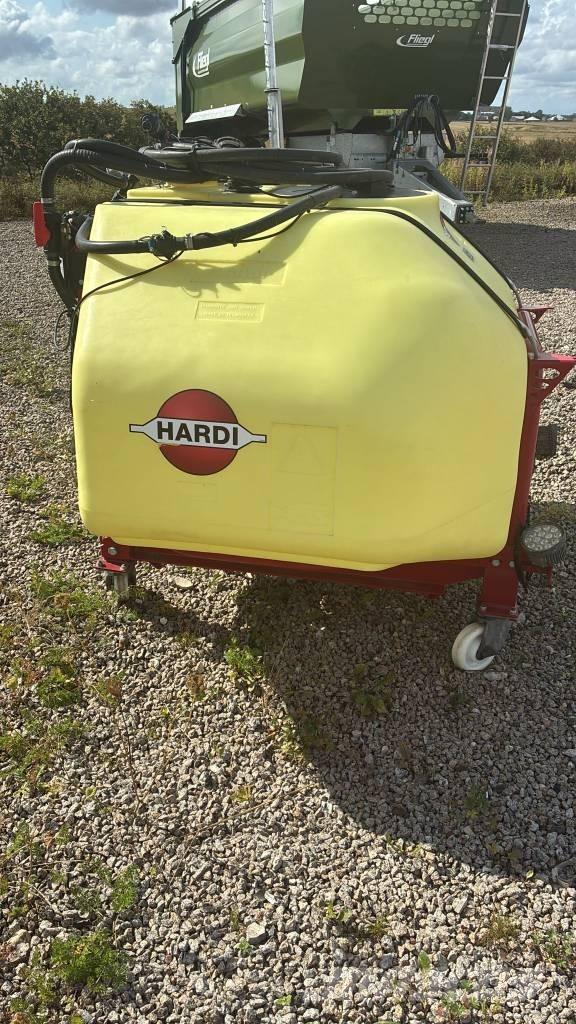 Hardi Fronttank Pulverizadores montados