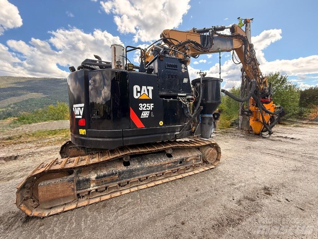 CAT 325 FL CR Escavadoras especiais
