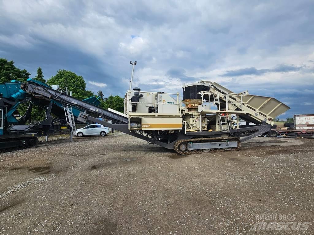 Metso LT 200 HP Britadores móveis