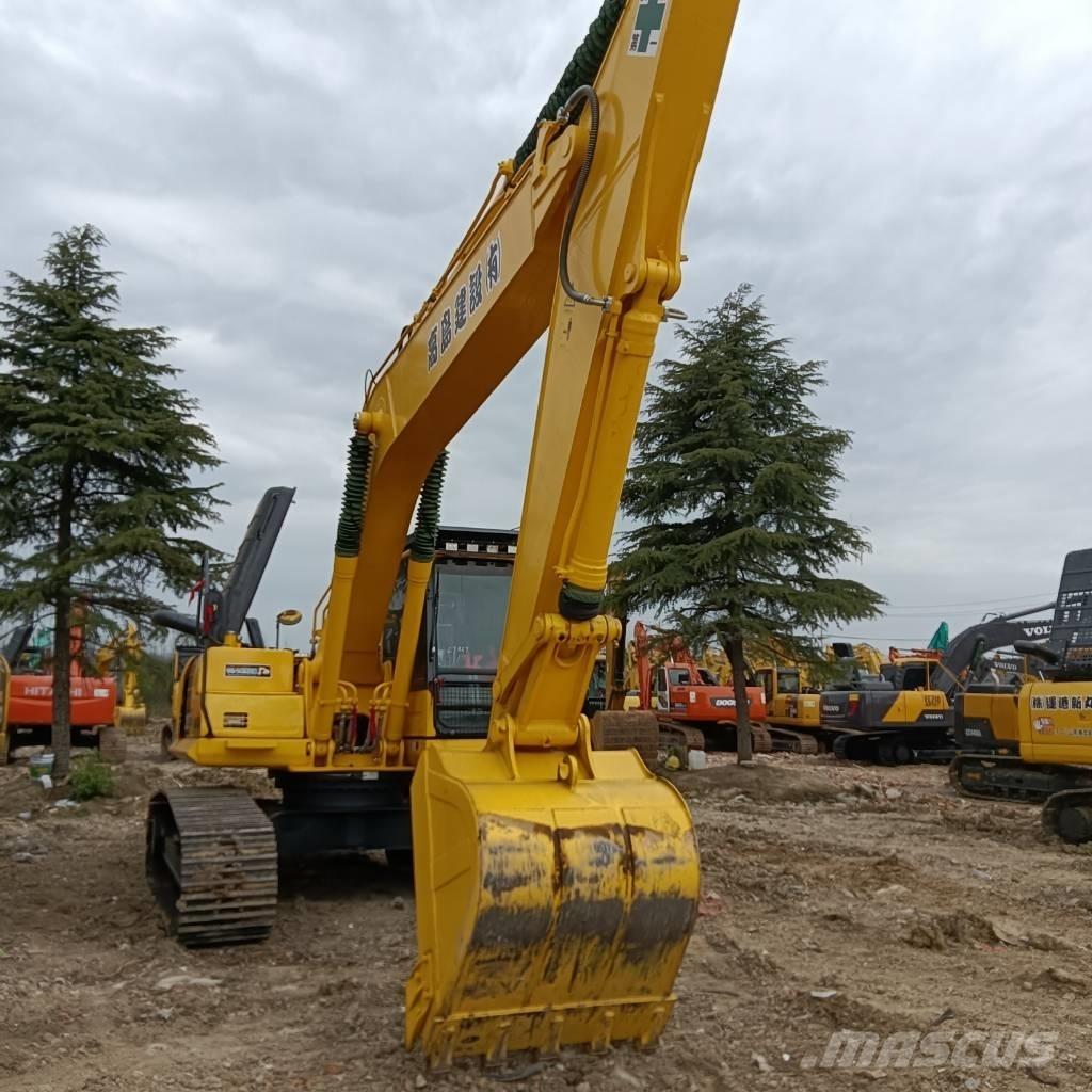 Komatsu PC 220-8 Escavadeiras de esteiras