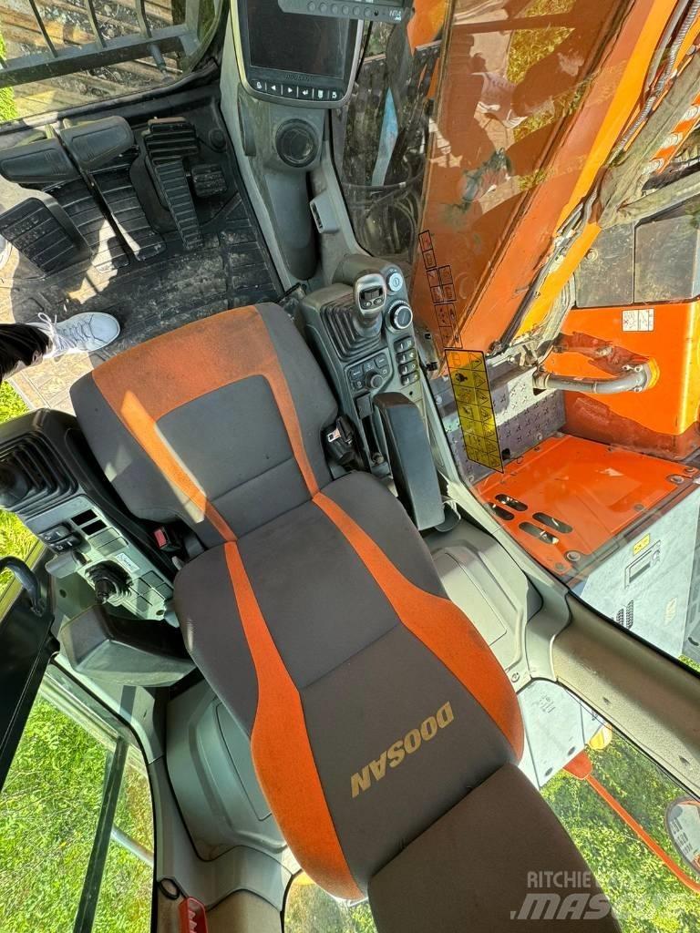 Doosan DX 140 LCR Escavadeiras de esteiras