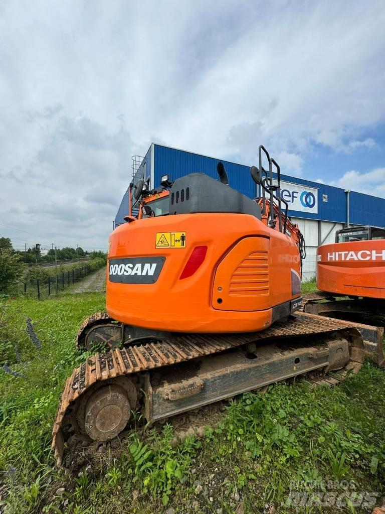 Doosan DX 140 LCR Escavadeiras de esteiras