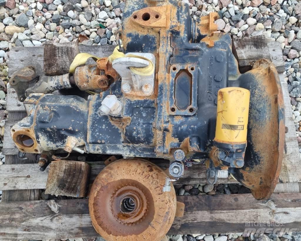CAT 428C Transmissăo