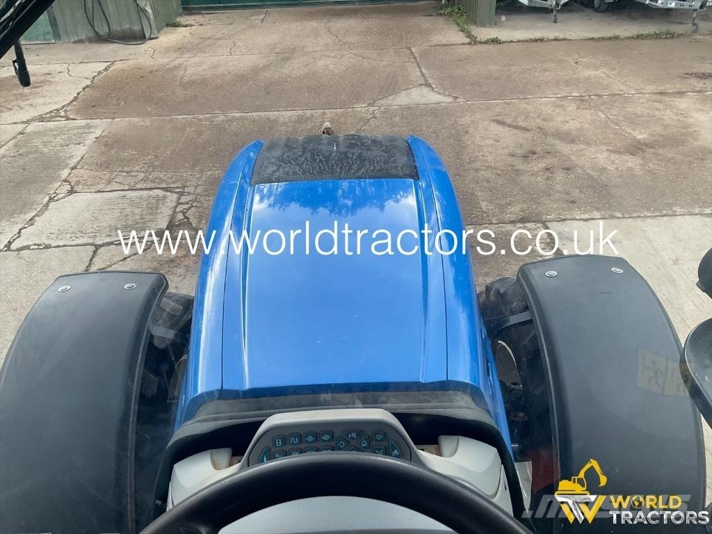 New Holland T 7.210 Tratores Agrícolas usados