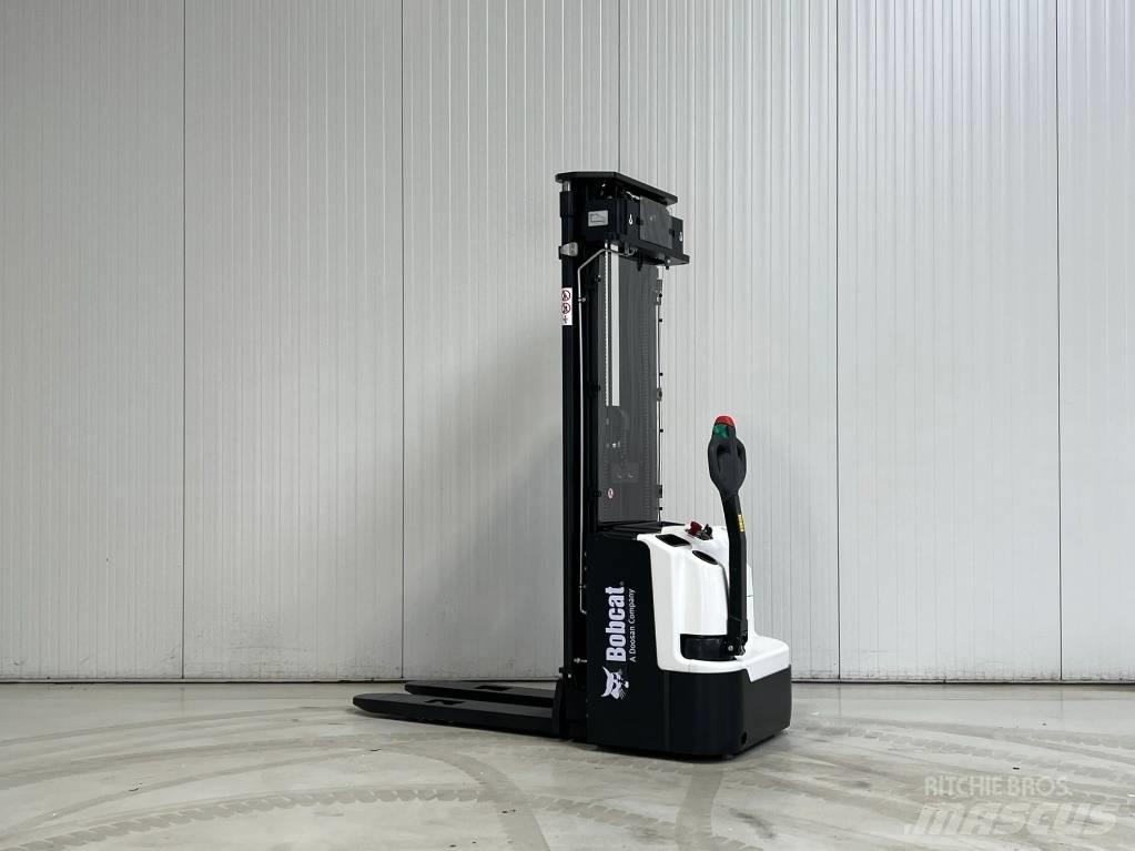 Bobcat BSL16N-7 Empilhador para operador externo