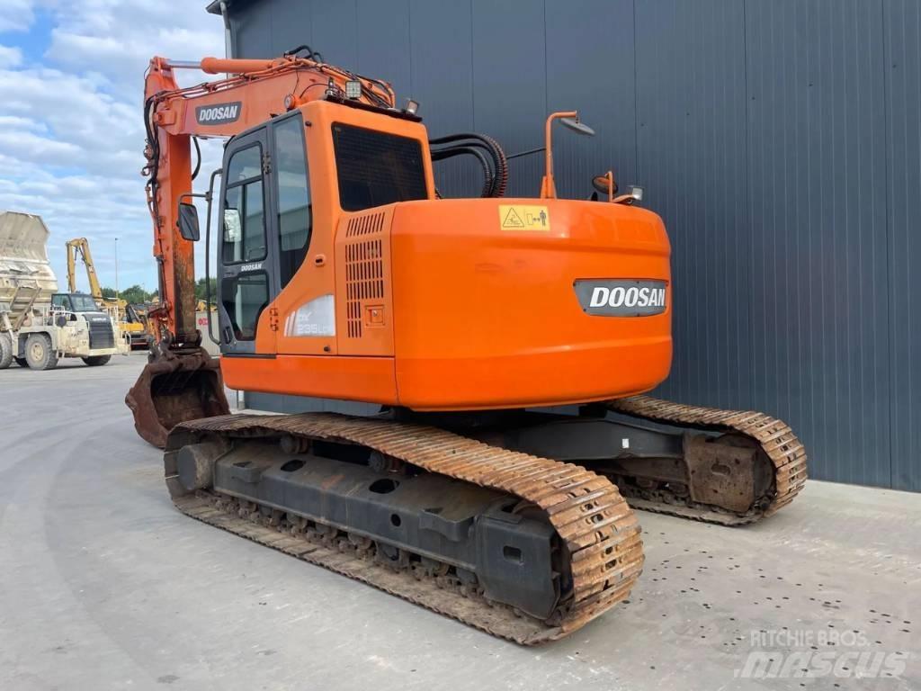 Doosan DX235LCR Escavadeiras de esteiras