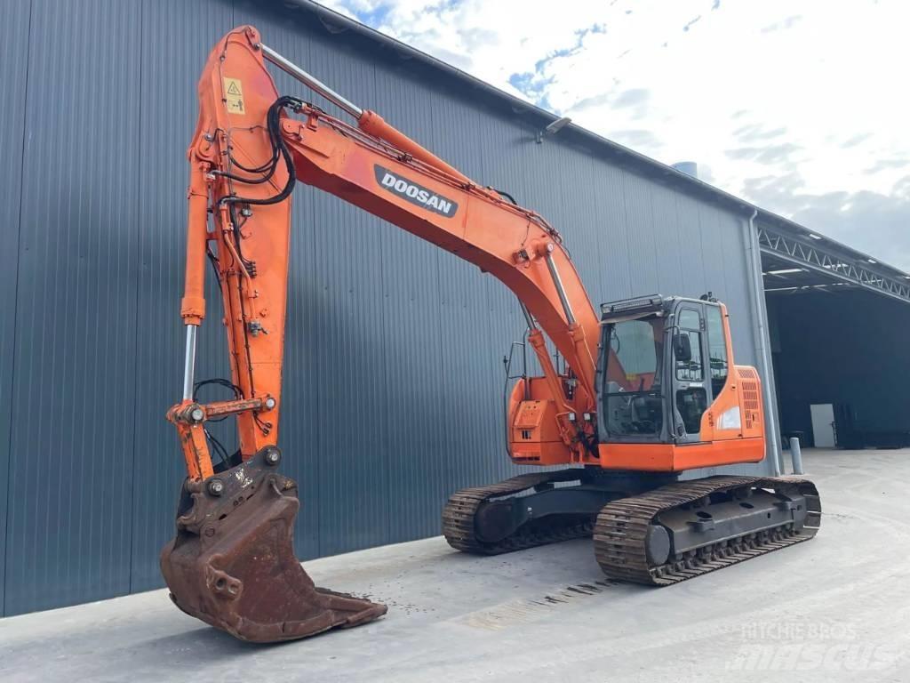 Doosan DX235LCR Escavadeiras de esteiras