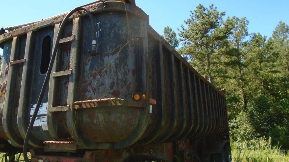 Fruehauf 26 Foot Reboques basculantes