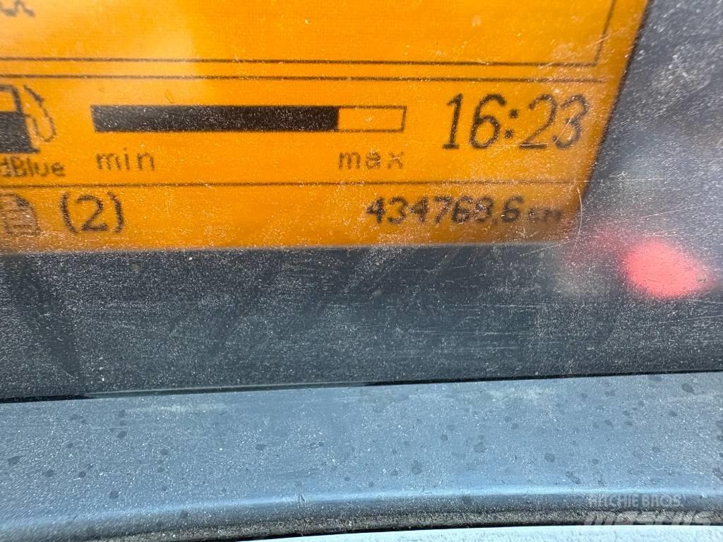 Volvo FL 240 Camiões-cisterna